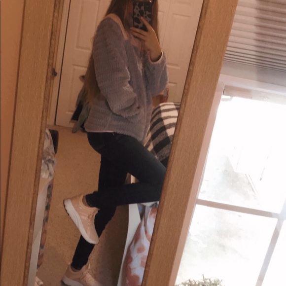 Meet your Posher, Laura - Picture 7 of 10